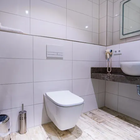 Puzzle Airport Frankfurt * Ruesselsheim