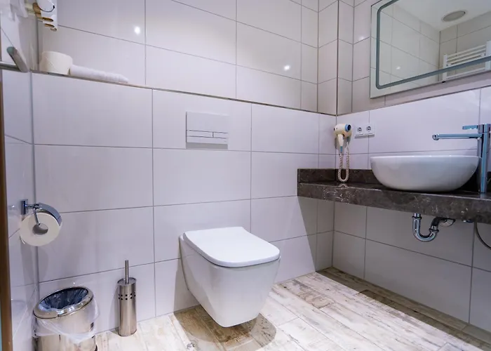 Puzzle Airport Frankfurt * 吕塞尔斯海姆