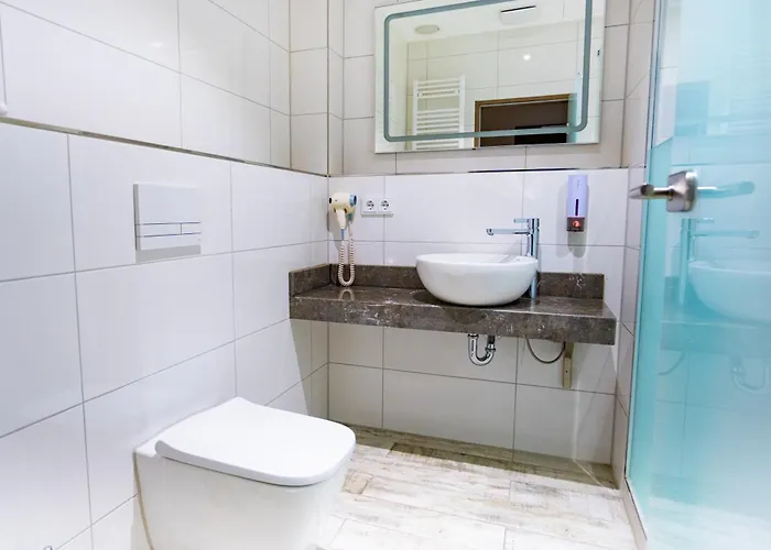 Puzzle Airport Frankfurt 酒店